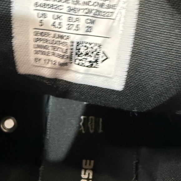 Converse White Canvas Sneakers with Rubber Sole - Picture 8 of 8